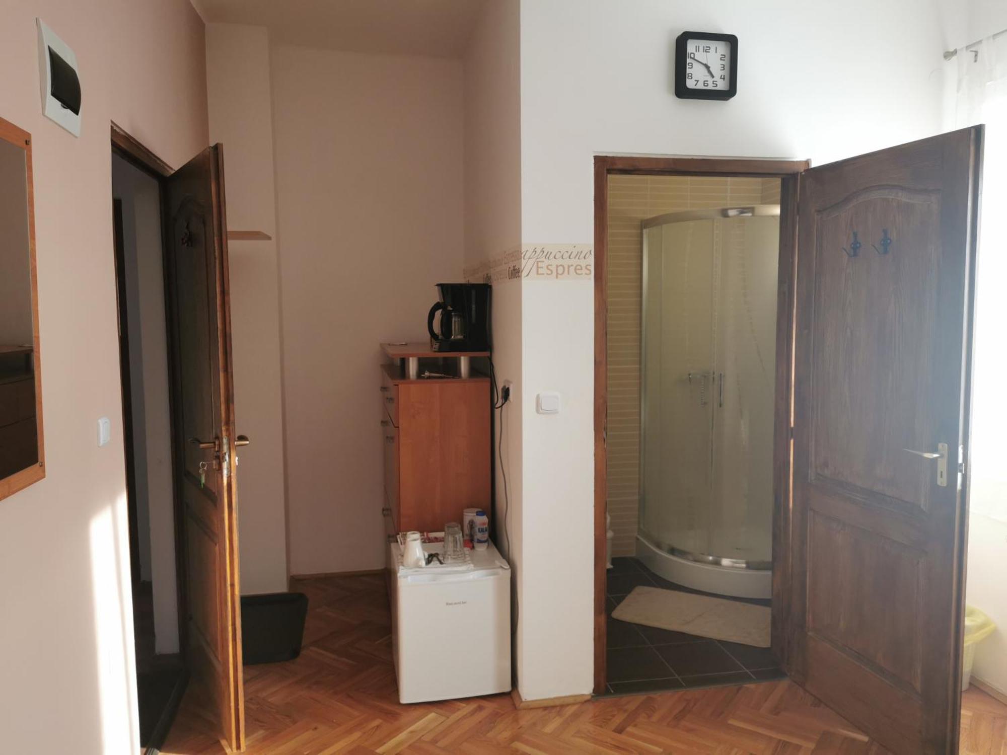 Kokusz Apartmanok Eger Rum bild