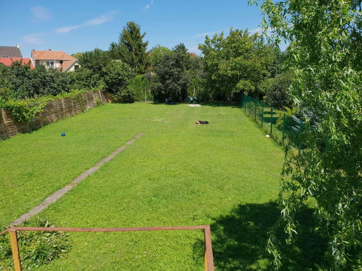 Kokusz Apartmanok Eger Exteriör bild